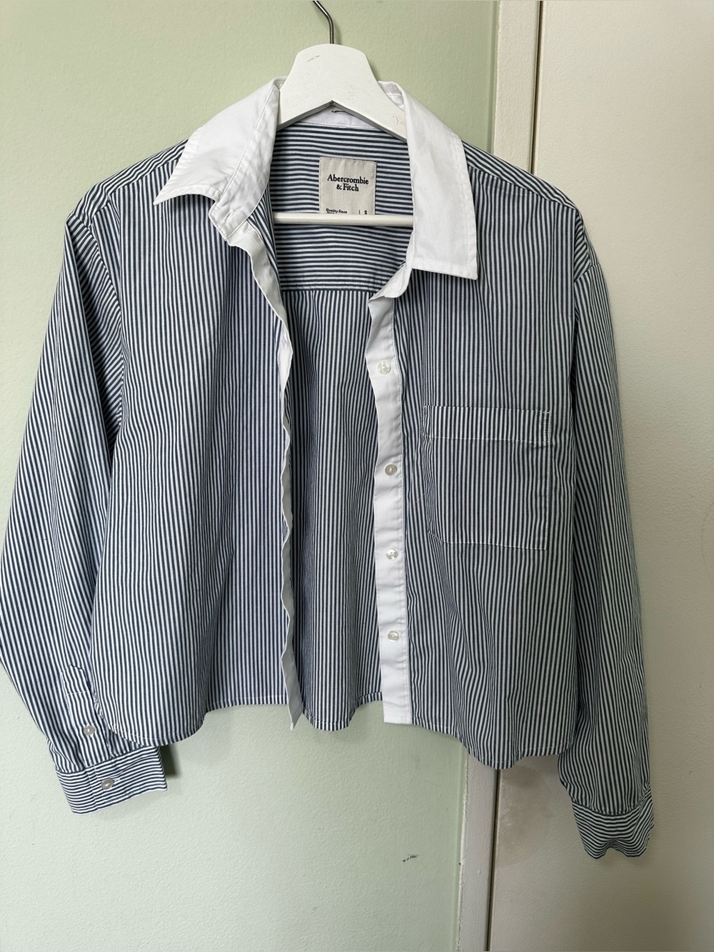 Abercrombie & Fitch White Button-Up with Navy Stripes. Never worn